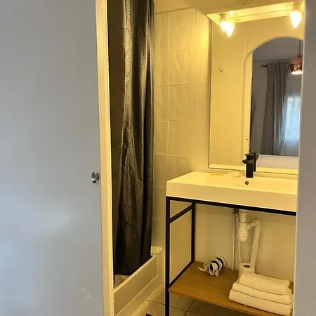 Hotel Les Enfants Terribles